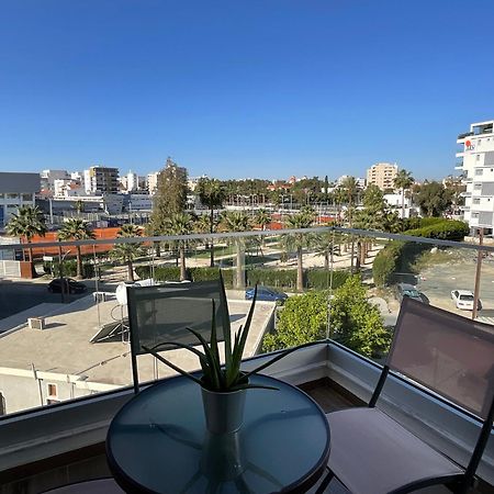 Le Voyageur Apartment Larnaca Luaran gambar