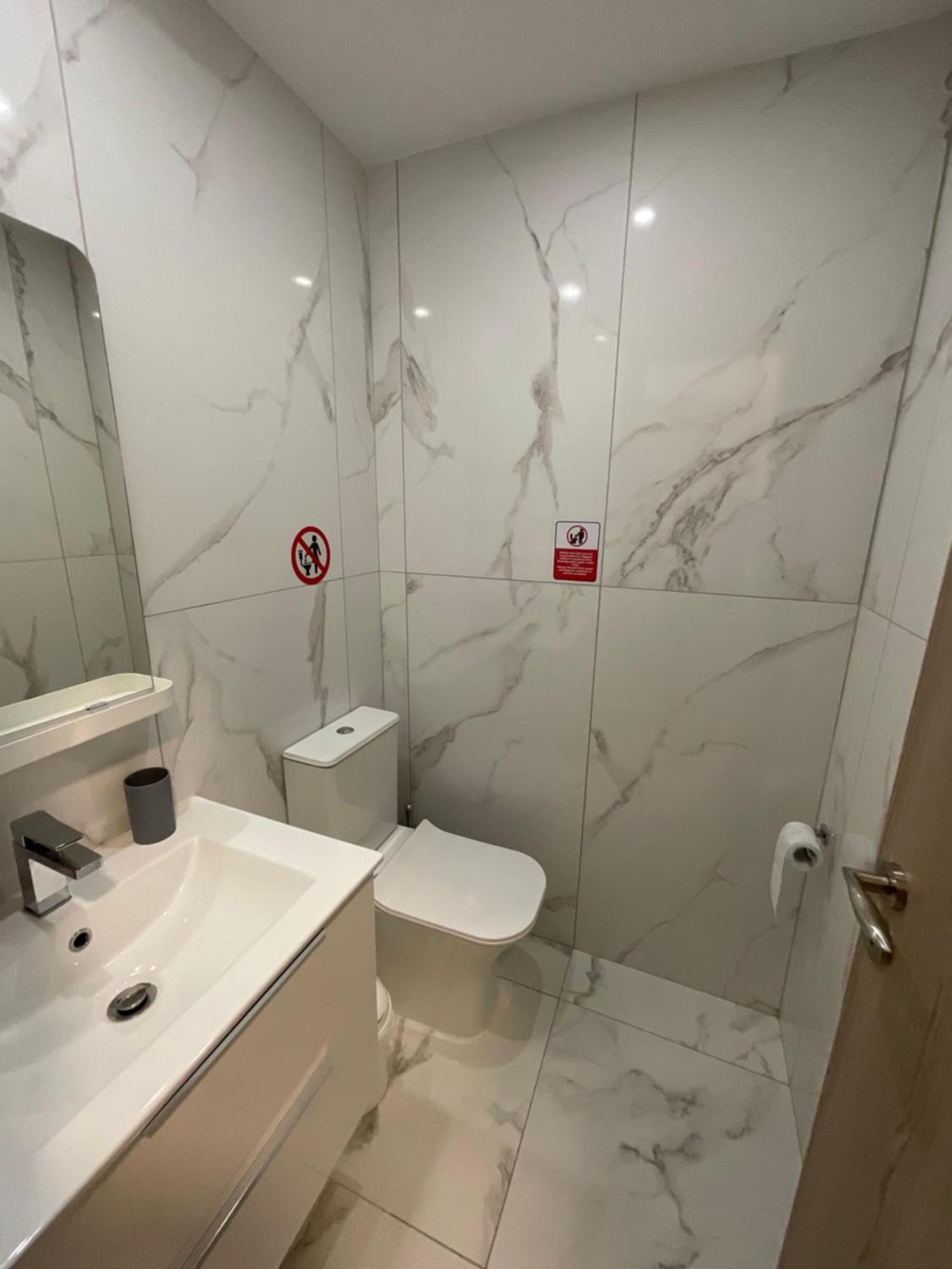 Le Voyageur Apartment Larnaca Luaran gambar