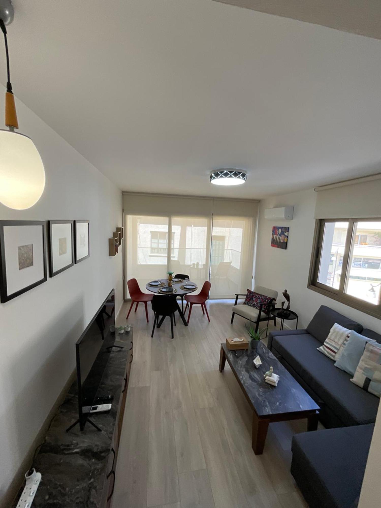 Le Voyageur Apartment Larnaca Luaran gambar