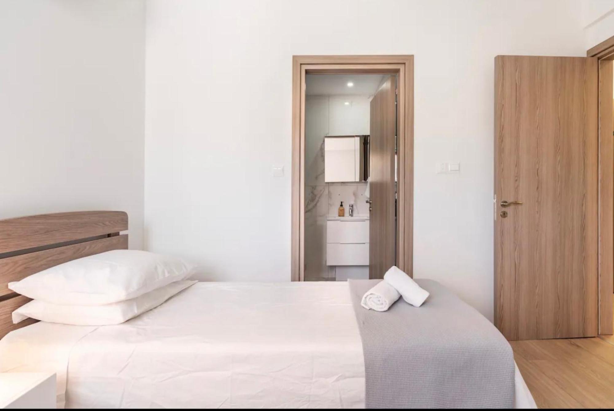 Le Voyageur Apartment Larnaca Luaran gambar