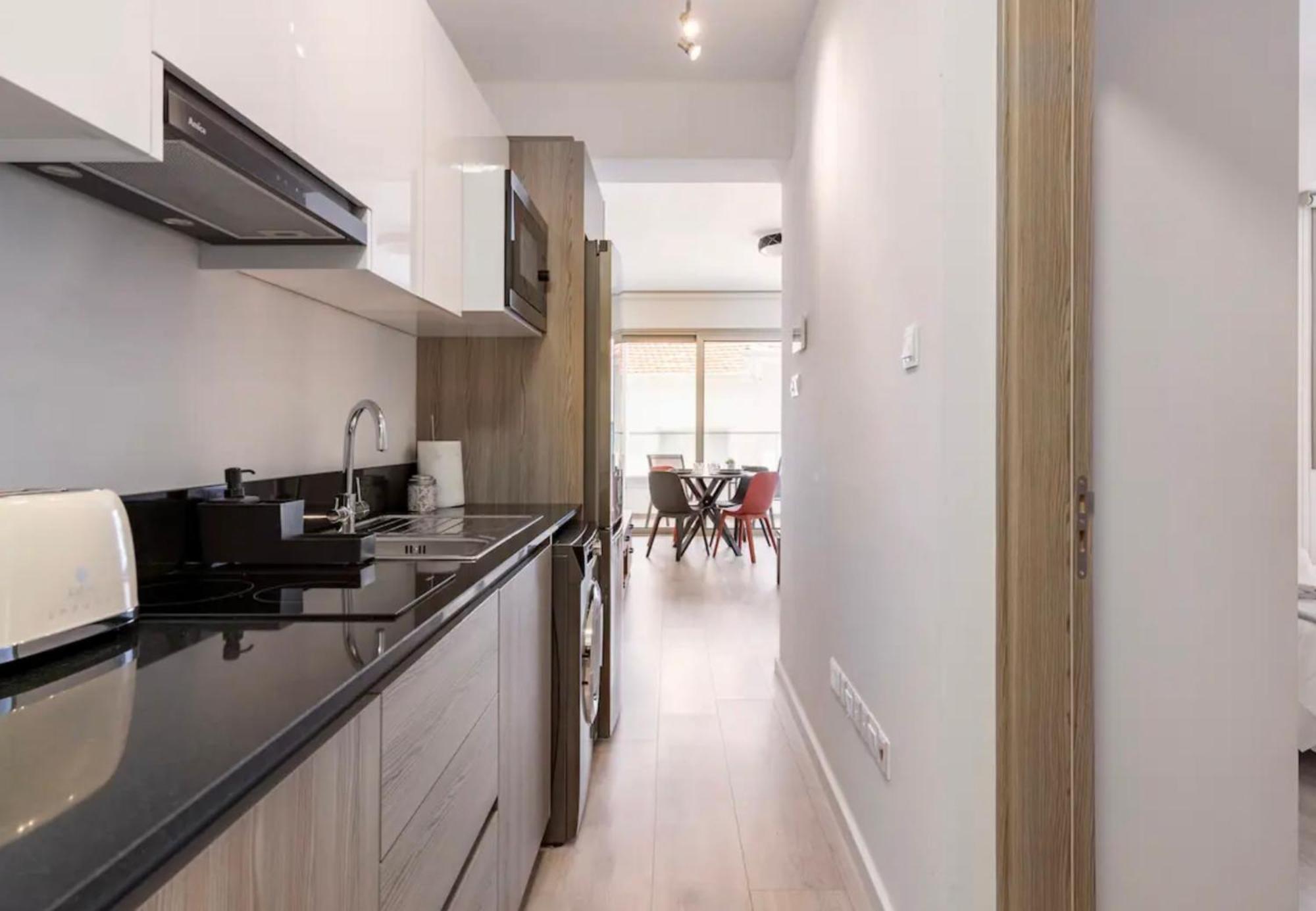 Le Voyageur Apartment Larnaca Luaran gambar