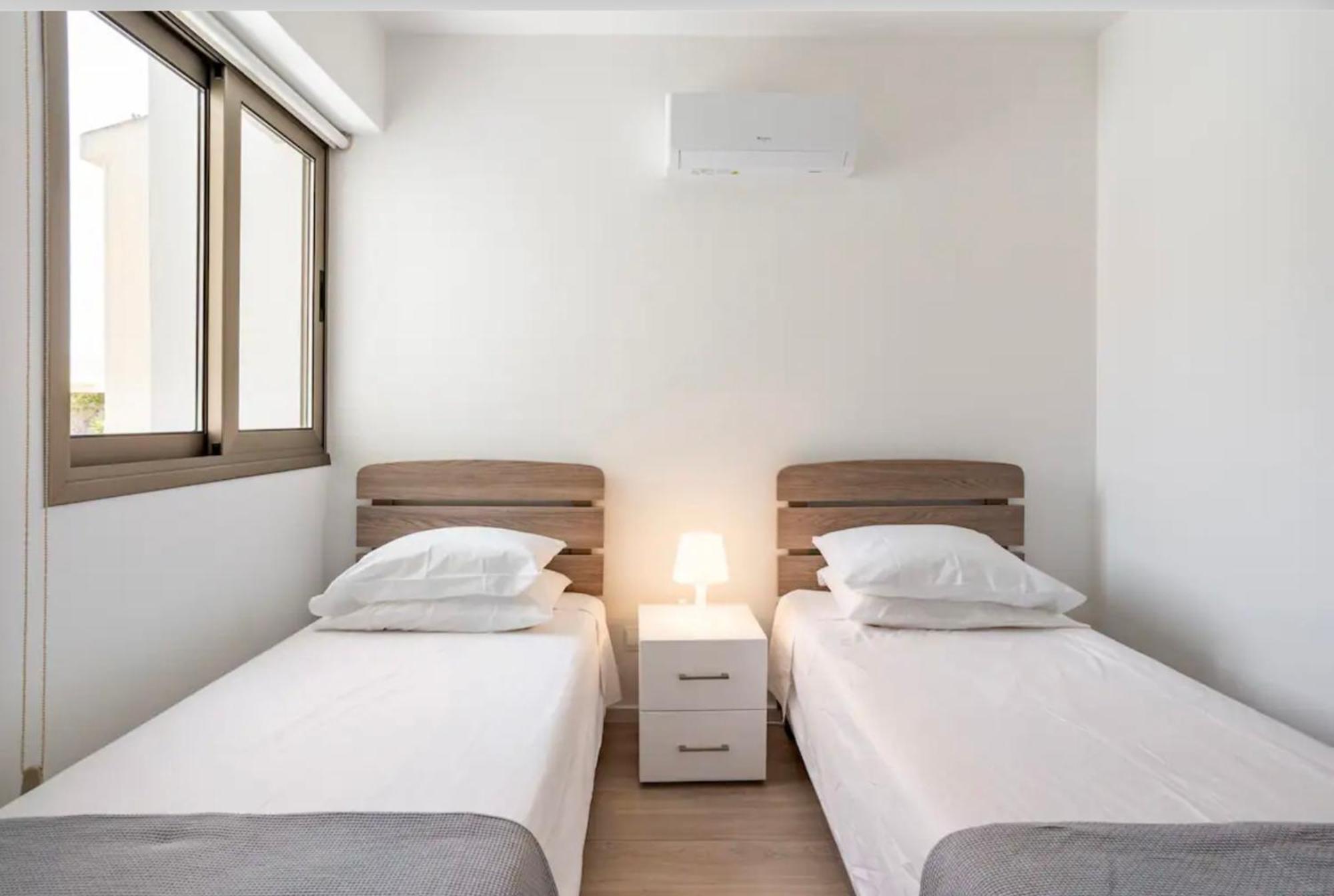 Le Voyageur Apartment Larnaca Luaran gambar