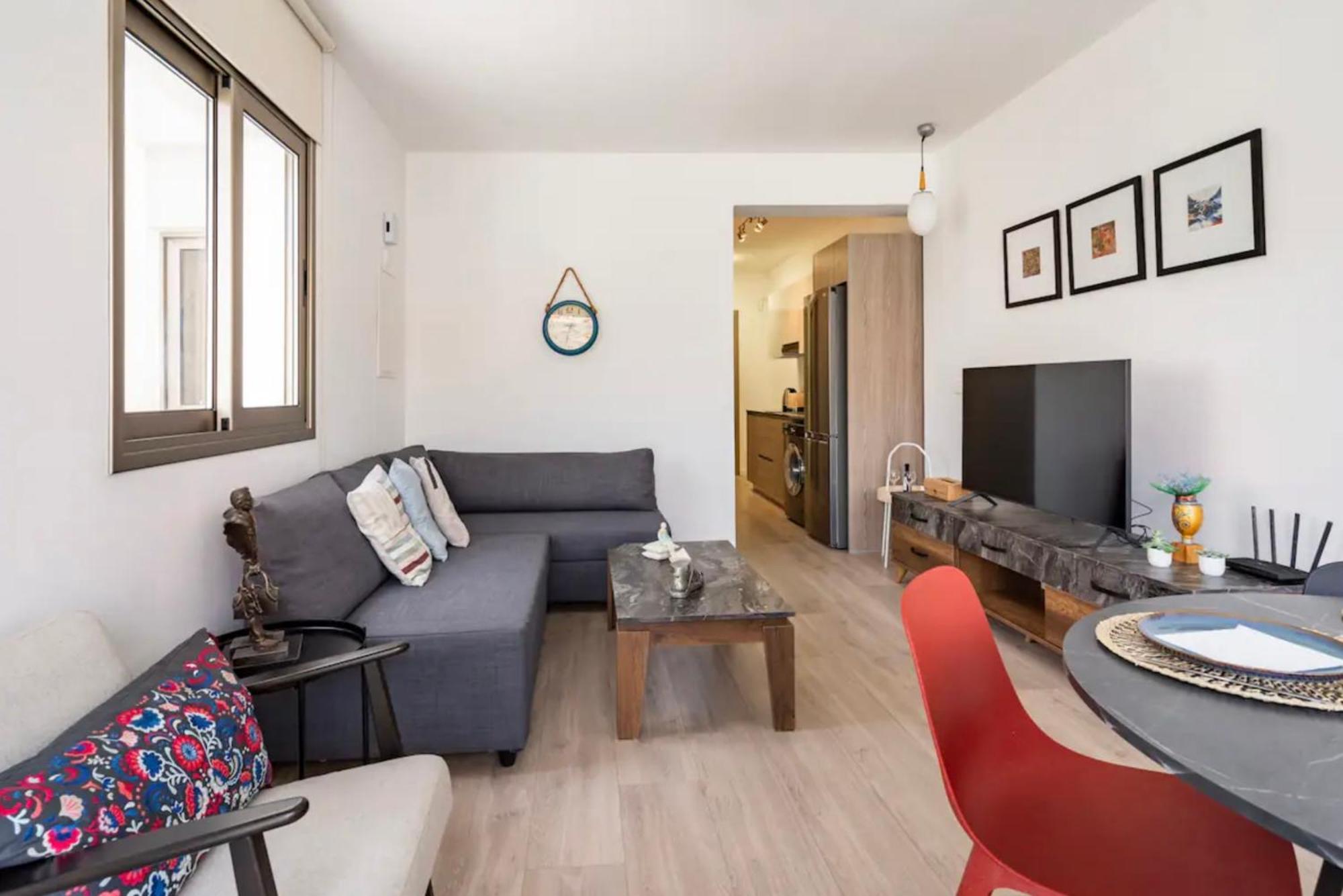 Le Voyageur Apartment Larnaca Luaran gambar